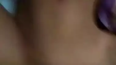 She says bahut mota hai