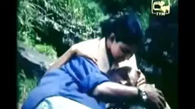Date In The River Leads To Sex