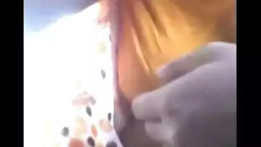 Indian guy touching and rubbing women tits in bus