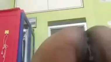 Cute Insta Queen Exclusive Viral Stuff Recording herself Fully NUDE in Bed & Shower Part 1