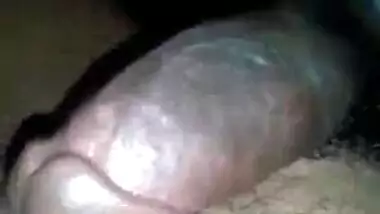 Desi Bhabhi passionate dick sucking video taken by her lover