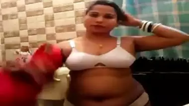 Desi bhabhi stripping clothes