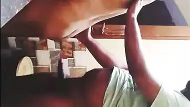 Tight bra boobs showing bhabhi sucking dick of devar
