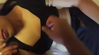 Sexy big boobs Delhi bhabhi gives blowjob in hotel