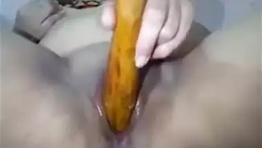Bangladeshi Aunty Fingers Her Pussy With Desi Aunty