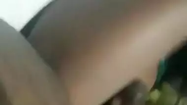 Desi Sexy Bhabhi give Hanjob