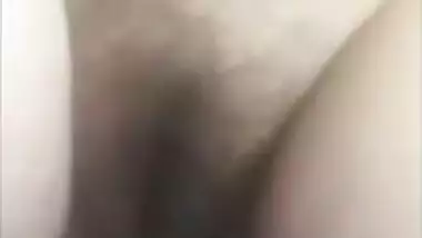 Mature Indian aunty Priya showing boobs and pussy
