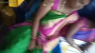 Tamil hot young married aunty boobs and navel in bus part:2