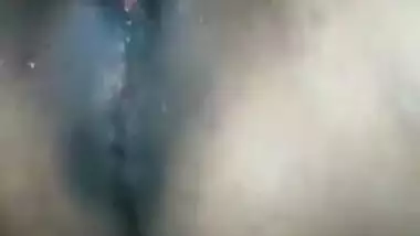 Desi mature aunty fingering by young boy and aunty squirt