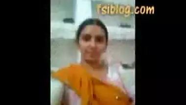 Paki college girl ruksar with her young chachu mms