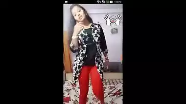 Bengali Girl PUJA live dance bigo