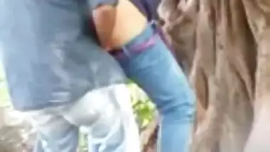 Desperate Indian lovers fuck in public