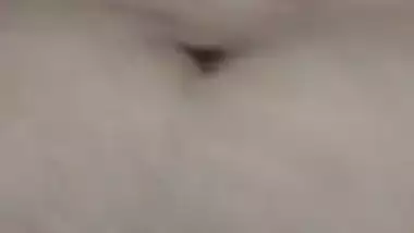 Man convinces the Desi wife that she needs to show the nice body