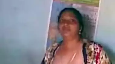 Asha Meri Married Behan - Movies.