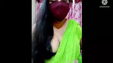 Desi Indian Aunty Sexy Figure