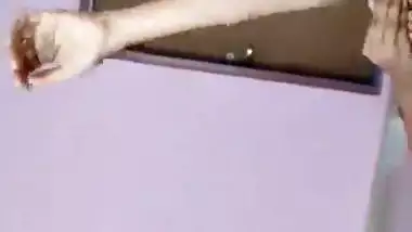 Extremely Hot Indian Girl Fucking Moaning Hindi Talking