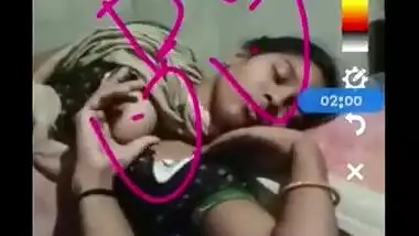 Hubby Showing Wife Boobs to Friends On Video call