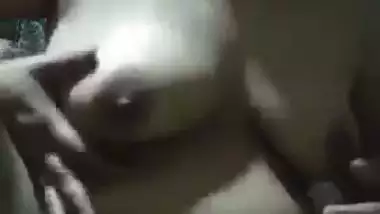 Horny bhabhi sex pussy needs dick viral fingering