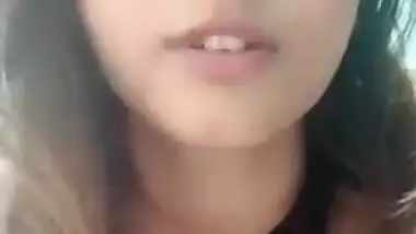 SEXY INDIAN BITCH LOVE TO ENTERTAIN YOU ON CAM!!!!