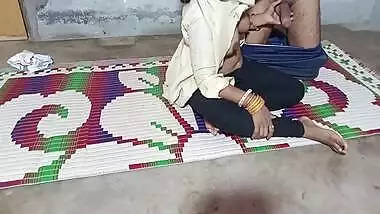 Ajanabi Pani Peene Ghar Andar Aya Or Mujhe Chod Ke Chala Gya