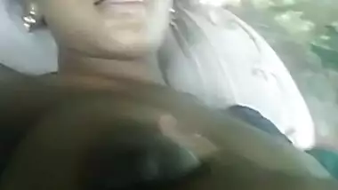 Desi Girl Showing Her boobs and pussy
