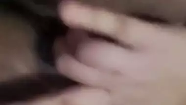 Long boobs Indian girl nude viral fingering clip