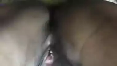 Sexy mallu aunty massage with loud moaning
