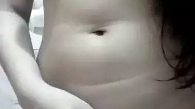 Beautiful Cute Paki Girl Showing