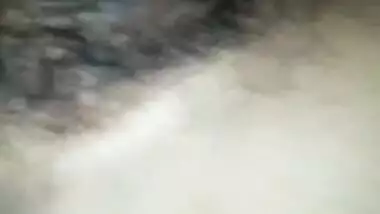 Sexy pussy Desi girl rubs her pussy and fingers her cunt
