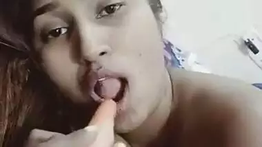 Swathi Naidu Mustarbation With Carrot 3