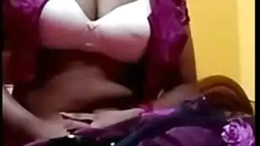 Desi Beautiful Girl Showing Her Boob on Imo video call-3