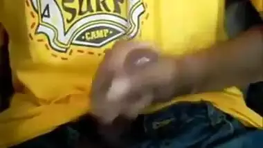 Indian Tamil Girl Trisha Giving Handjob And Cumshot In Car