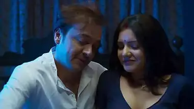 Indian Wife saying Babu Ko Sulana To Hume Hi Padta Hai
