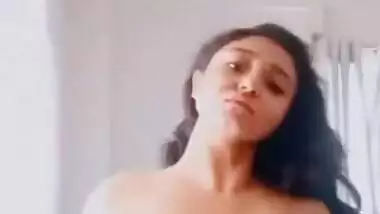 Beautiful Sexy Girl Showing Her Sexy Figure