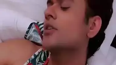 Amazing Desi porn newbie impresses the partner with XXX blowjob