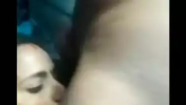 Sexy Dehati wife poses for live XXX chat when sucking Desi pecker