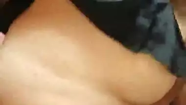 Horny as fuck desi cpl. She says-“Lauda Chut Mein