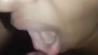 Bhabhi giving blowjob and taking cum in mouth