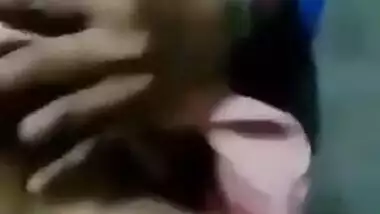 Desi sexy aunty open her sare