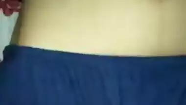 Cheating bhabhi ke padosi se chudai ki Hindi blue film