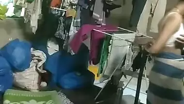 Slim hostel girl dress change viral MMS