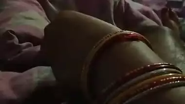 Wife gives nice handjob