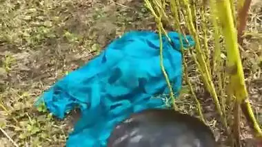 Telegu slut sucking dick of her customer outdoors