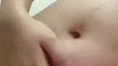 Paki babe showing her boobs