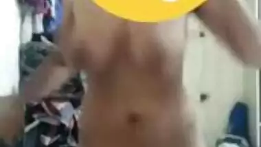 Sexy desi randi dancing on nude with song