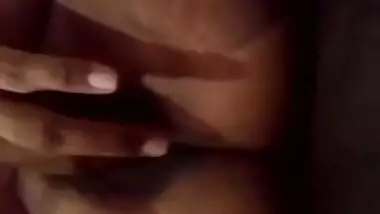 Swetha Tamil Wife Fingering Part 1