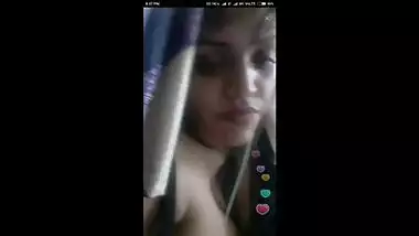 Girl live chat in bigo live