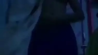 Cute teen girl Showing