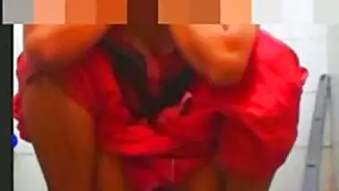 Desi bhabi peeing toilet