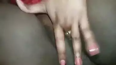 Super sexy Bhabhi masturbating on live cam